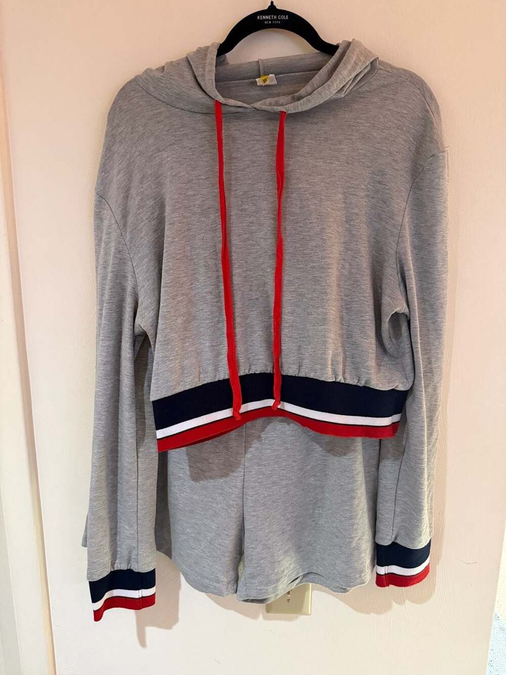 Codigo Hoodie And Shorts Set Size 3X-Large Gray Cropped Pullover